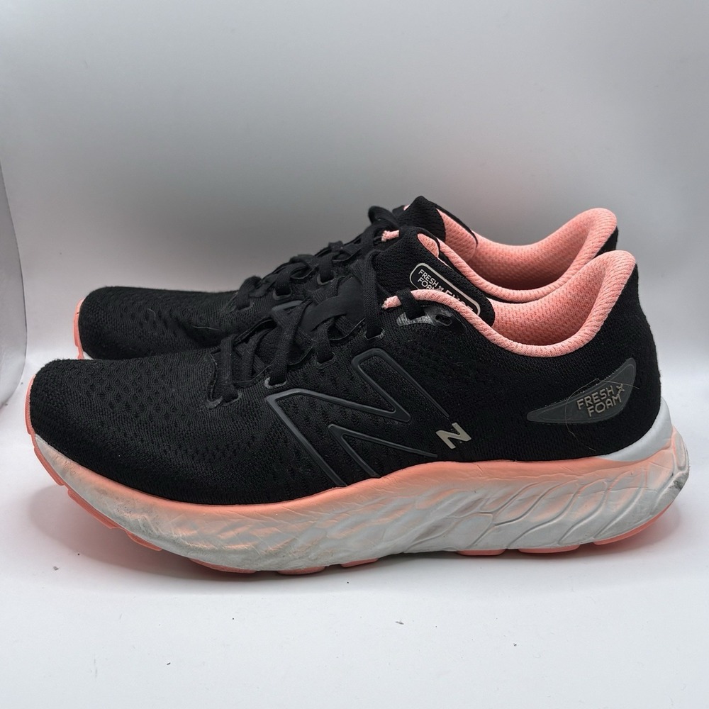New Balance Fresh Foam X Evoz v3 Womens Running Shoes Black Peach Size 9